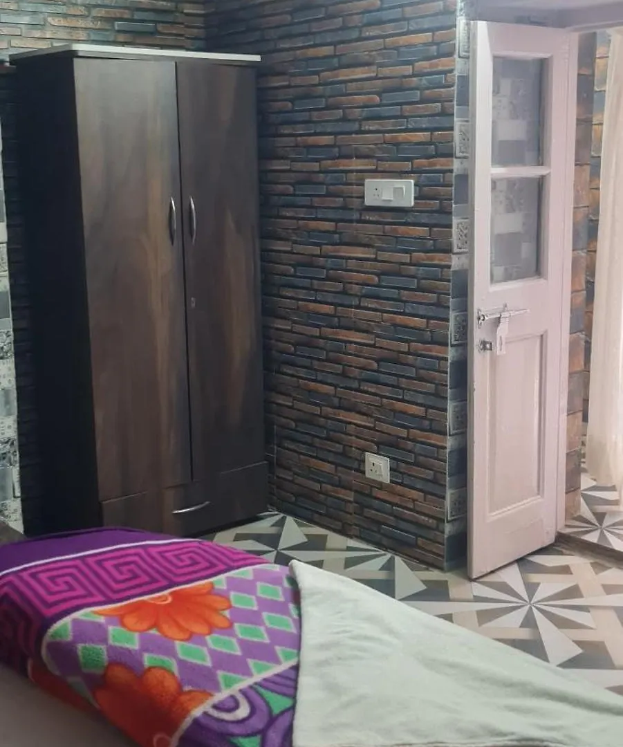 The Heritage Jasmine Lodge B&B Shimla Bed & Breakfast